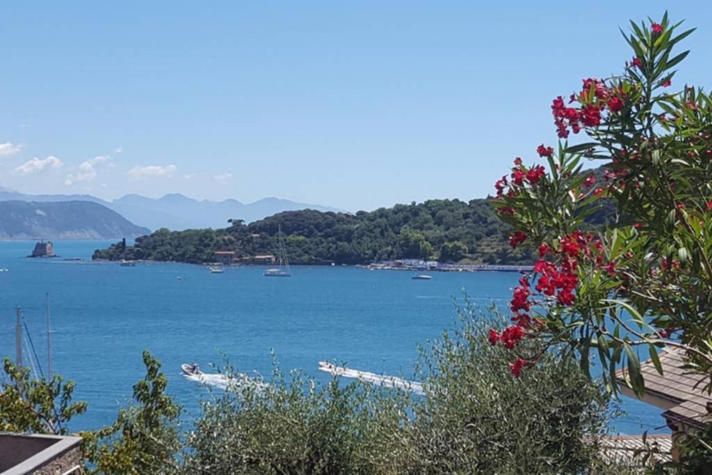 Infinity Blue Lägenhet Porto Venere Exteriör bild